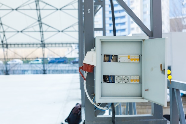 Centre de charge, interrupteur électrique avec fond noir