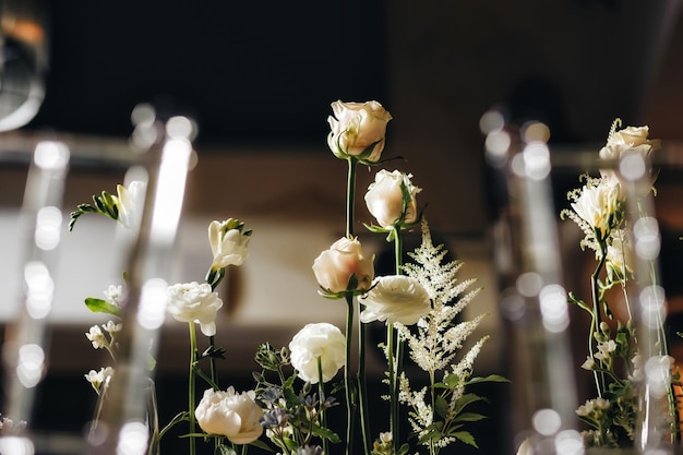 Cérémonie de décoration de mariage Lustre dans l'arc de fleurs