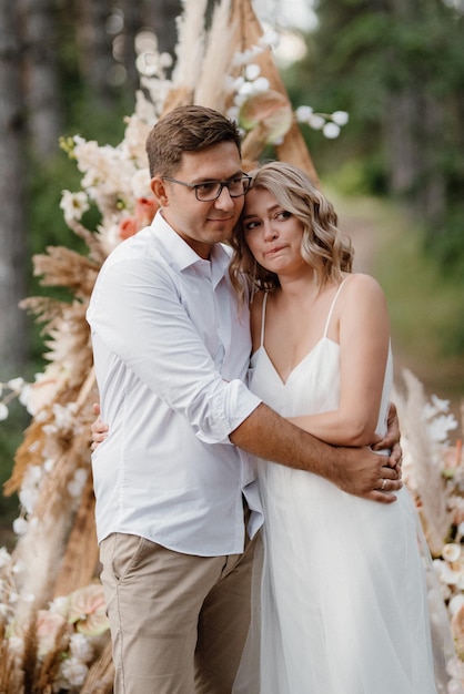 Cérémonie de mariage du mariage d'un gars et d'une fille