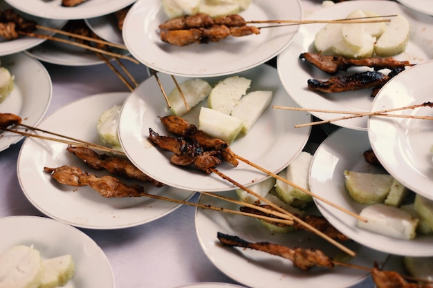 Cérémonie de mariage photo à plat coloré Cuisine traditionnelle de Java Indonésie