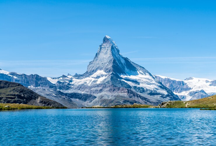 Photo cervin avec lac stellisee à zermatt
