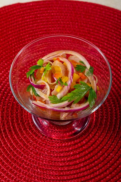 Ceviche de fruits de mer, plat typique du Pérou.