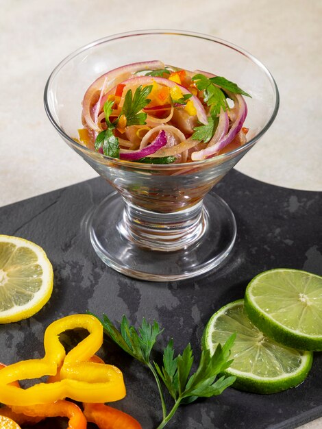 Le ceviche péruvien est un plat traditionnel consommé au Pérou