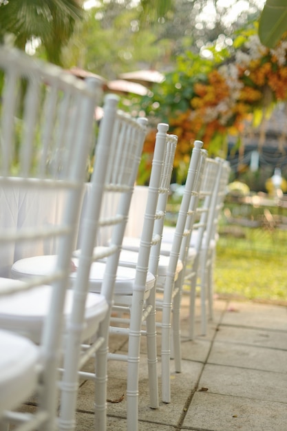 Chaise blanche