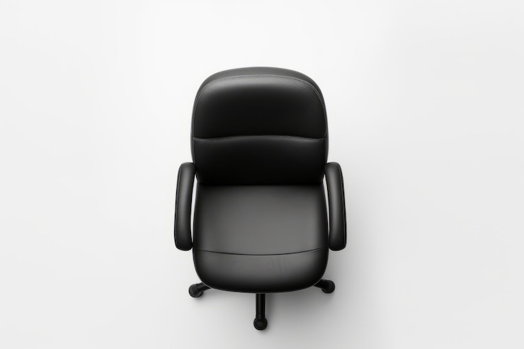 Photo une chaise de bureau noire à 32 perspectives captivantes
