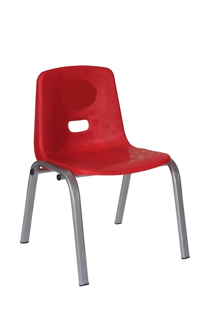 Chaise d'école en plastique coloré isolé sur fond blanc