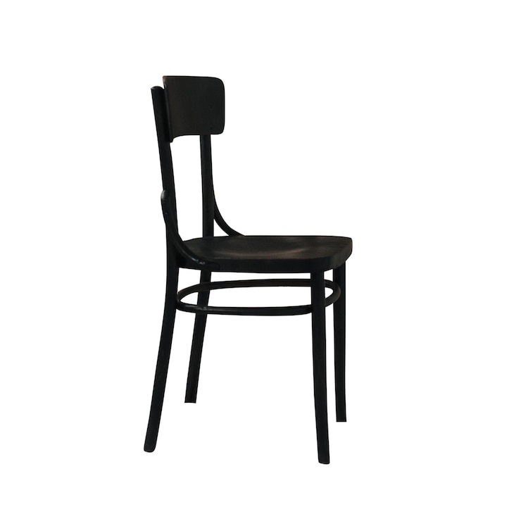 Photo chaise noire à quatre pattes de côté sur fond blanc