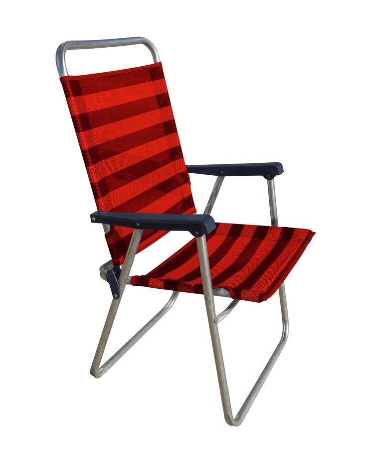 Photo chaise pliante rouge isolé