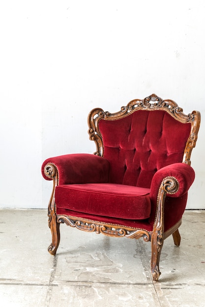 Chaise rouge