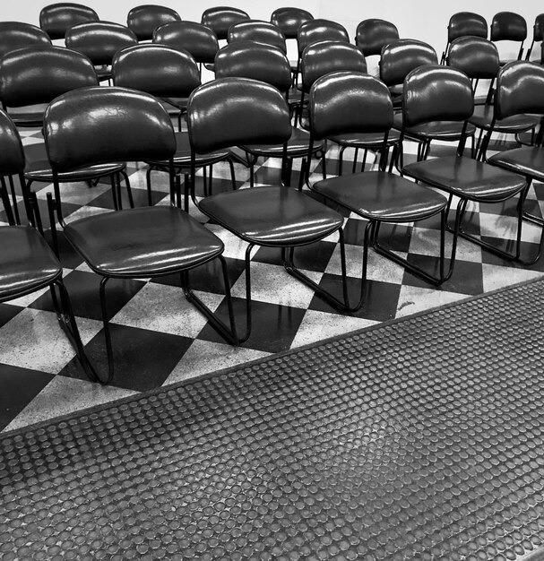 Photo des chaises d'auditorium