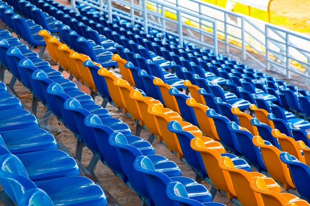 Chaises de stade