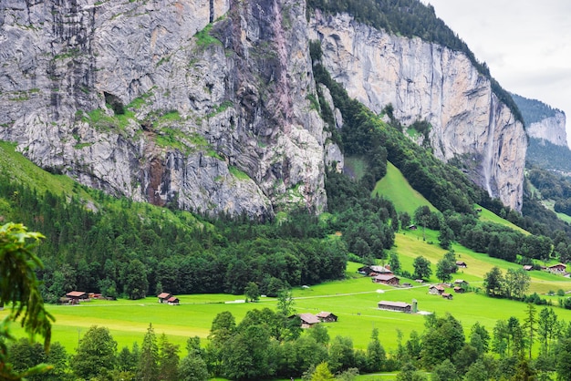 Chalet dans la vallée de Lauterbrunnen, District d'Interlaken du canton de Berne en Suisse.