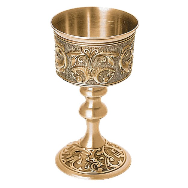 Chalice d'or isolé