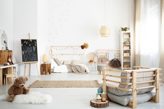 Photo chambre de fille blanche scandinave inspirante