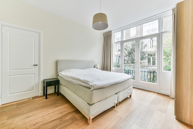 Chambre de luxe de la maison dans un beau design