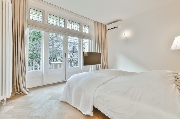 Chambre de luxe de la maison dans un beau design