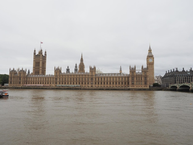 Chambres du Parlement à Londres