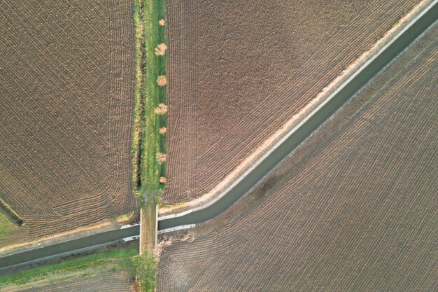 Un champ vu depuis un drone