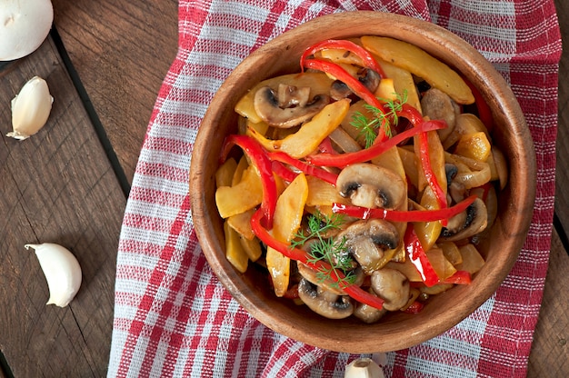 Champignons Sautés à La Citrouille Et Au Poivron