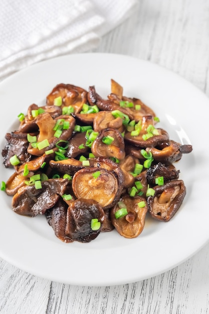 Champignons shiitake sautés