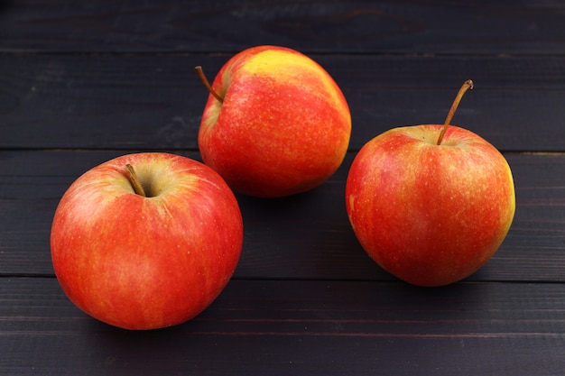 Champion des pommes dans un plat