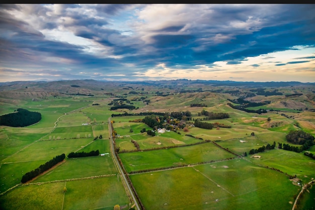 Les champs agricoles du Wairarapa vus d'un hélicoptère