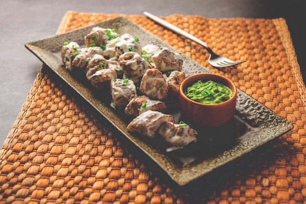 Chap malai de soja végétarien à base de chaap de soja avec sauce crémeuse blanche