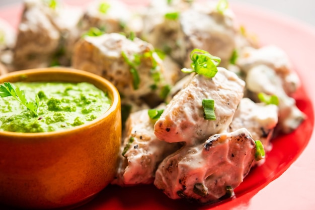 chap malais végétarien au soja fait avec du chaap au soja avec de la sauce crémeuse blanche