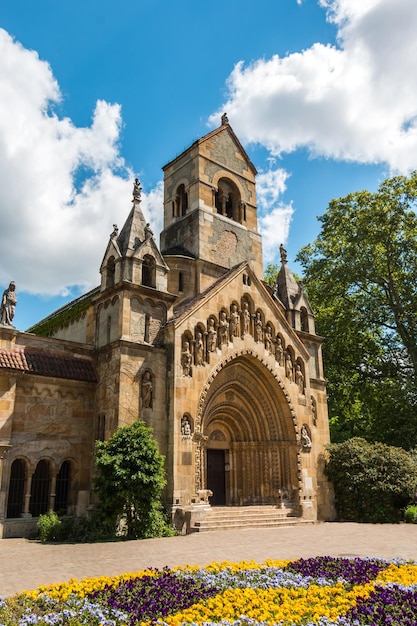 Chapelle Jaki dans le château de Vajdahunyad à Budapest Hongrie