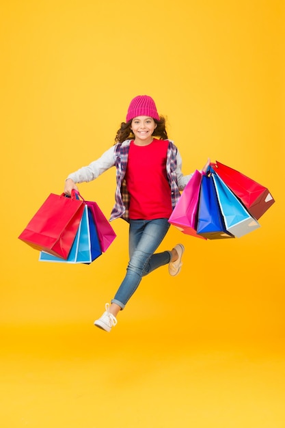 Chaque achat vous est livré Des sacs à provisions énergiques pour enfants Poignées de sacs cadeaux en papier Emballage et emballage Prix de gros Vente et rabais Magasinez jusqu'à épuisement