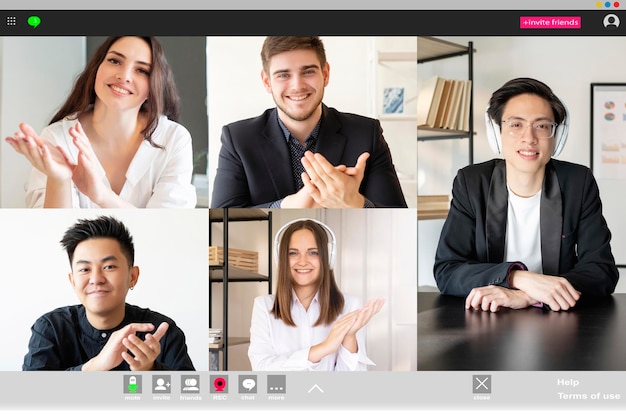 Chat virtuel groupe de conférence en ligne appel vidéo wfh télétravail d'entreprise satisfait divers multiethnique