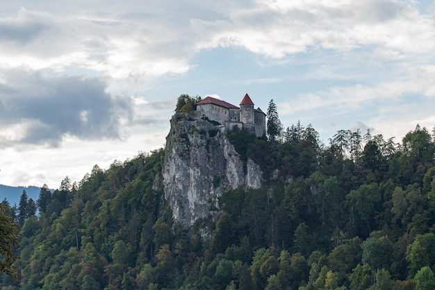 Château de Bled un jour nuageux