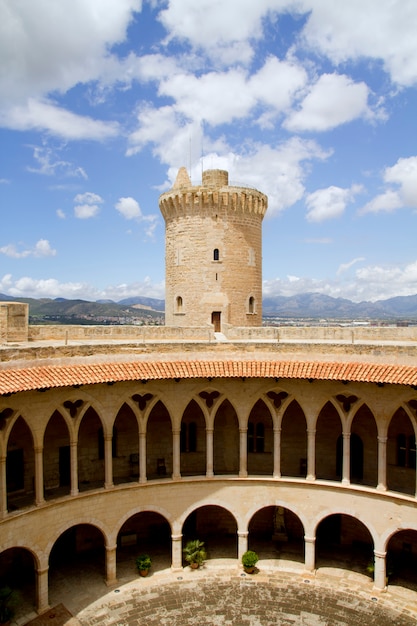 Photo château castillo de bellver à majorque à palma de majorque