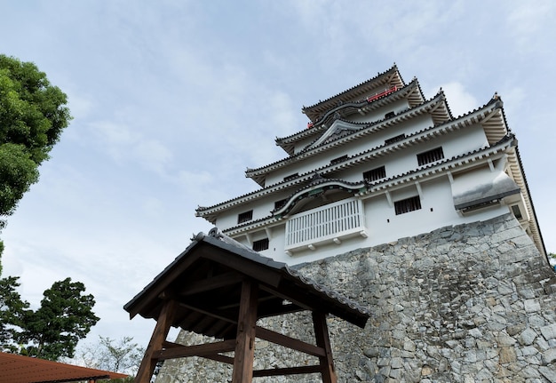 Château japonais dans la ville de Karatsu