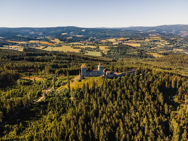 Château de Kasperk dans une journée d'automne ensoleillée Pusty Hradek viewpoint South Bohemia Sumava République Tchèque