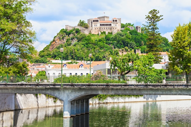 Le château de Leiria est un château de la ville de Leiria au Portugal