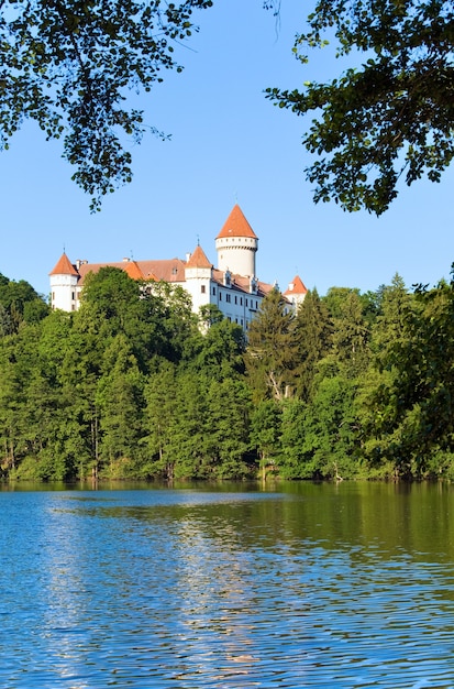 Château médiéval historique de Konopiste en République Tchèque