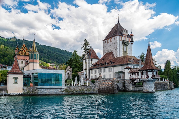 Château d'Oberhofen sur Thunersee