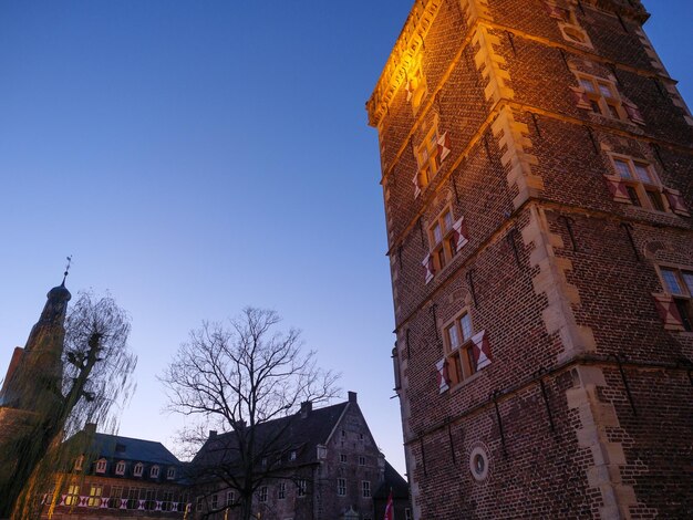 Photo le château de raesfeld la nuit