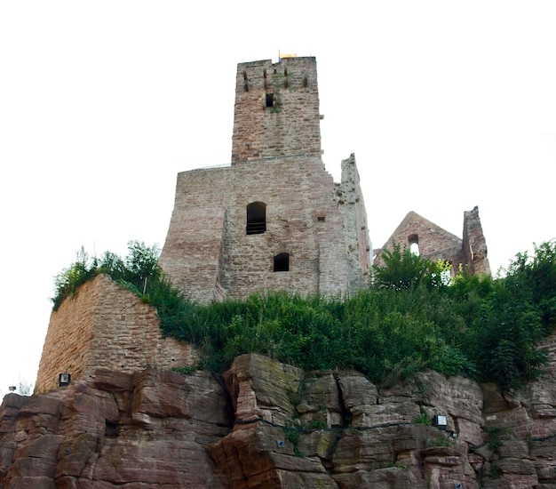 Le château de Wertheim sur une formation rocheuse