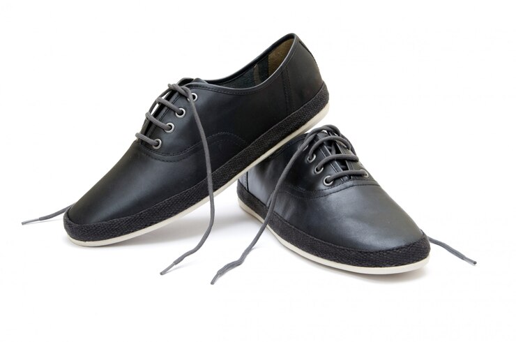 Photo chaussures sur blanc isolé