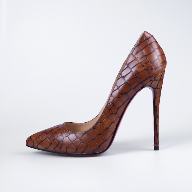 Chaussures en cuir marron