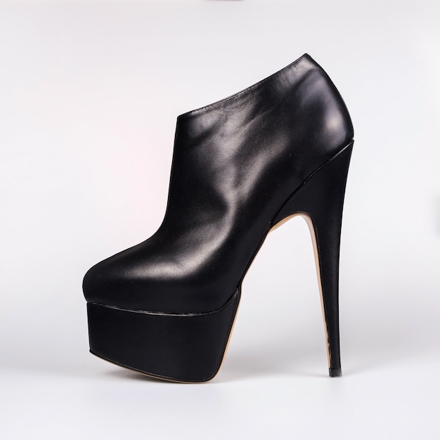 Chaussures femme à talons hauts