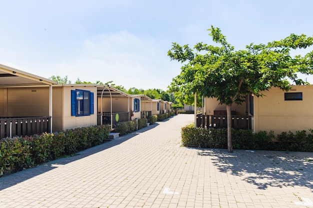 Chemin entre les maisons