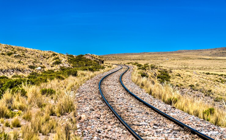 Photo chemin de fer à haute altitude dans les andes au pérou