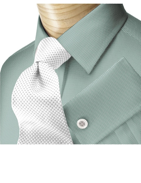 Une chemise formelle en chambray en tissu dobby à carreaux