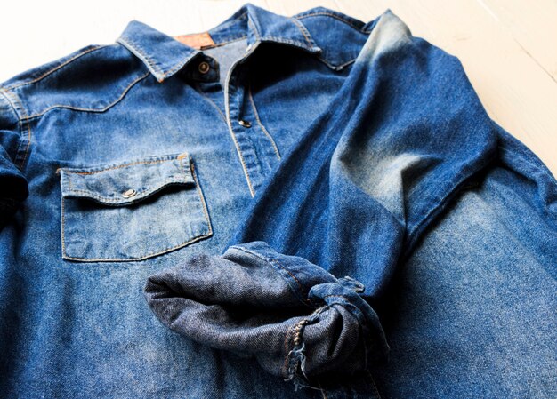 chemise en jeans