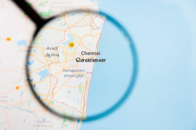 Chennai, Inde concept illustratif de visualisation de la ville sur l'écran d'affichage à travers la loupe