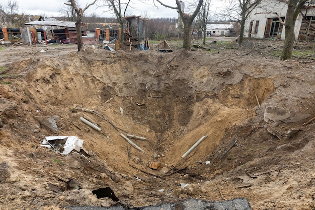 CHERNIHIV REG UKRAINE 18 avril 2022 Guerre de la Russie contre l'Ukraine Maisons complètement détruites et chaos dans la région de Tchernihiv à la suite de l'attaque des envahisseurs russes