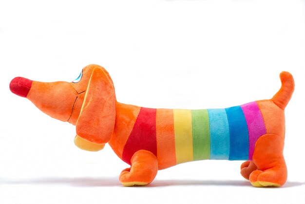 Chien en peluche avec drapeau LGBT